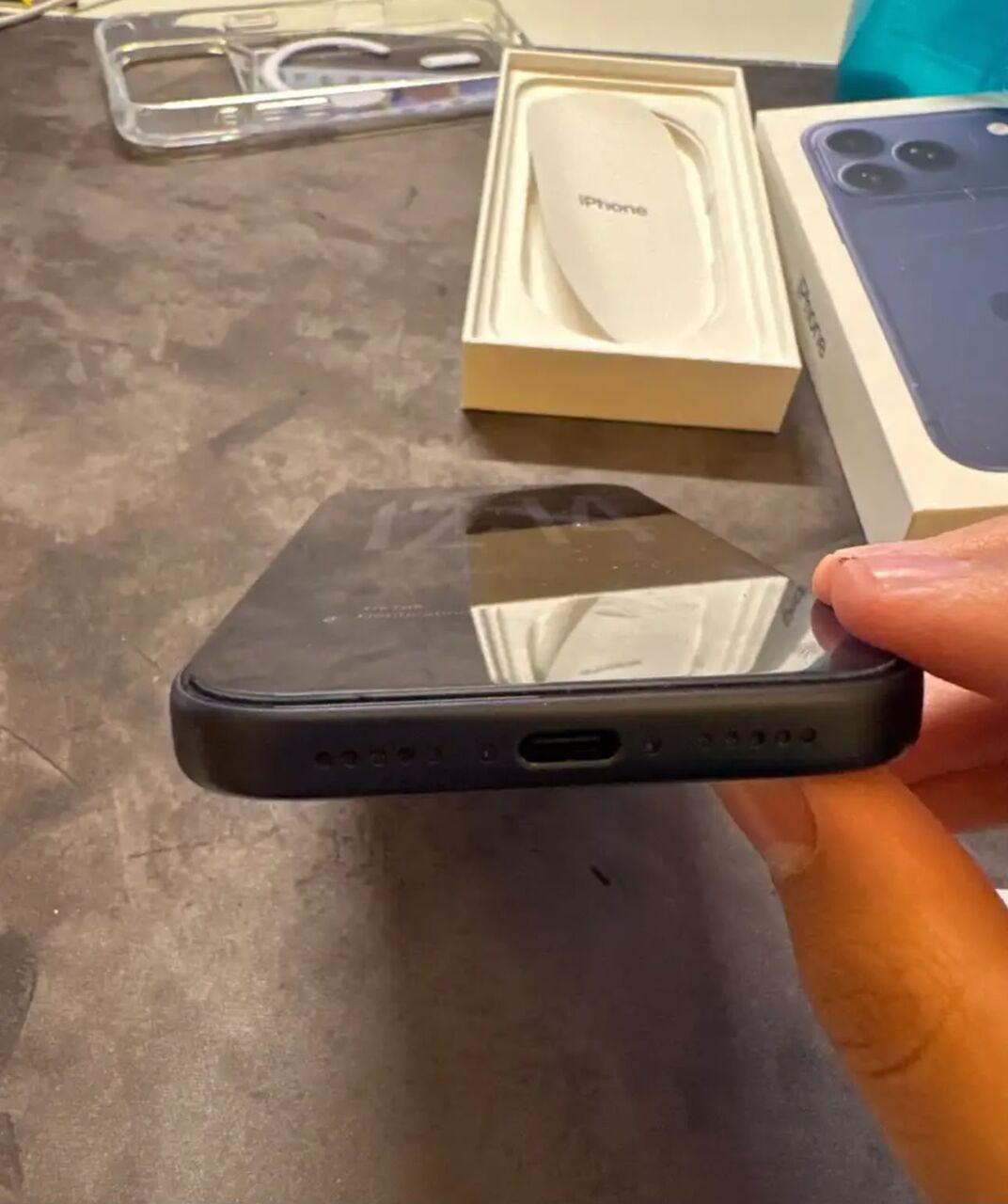 Riyadh, Mobile Phones, SAR 3700,  Iphone 17 Pro 265 Gb 93 Battery Capacity Blue