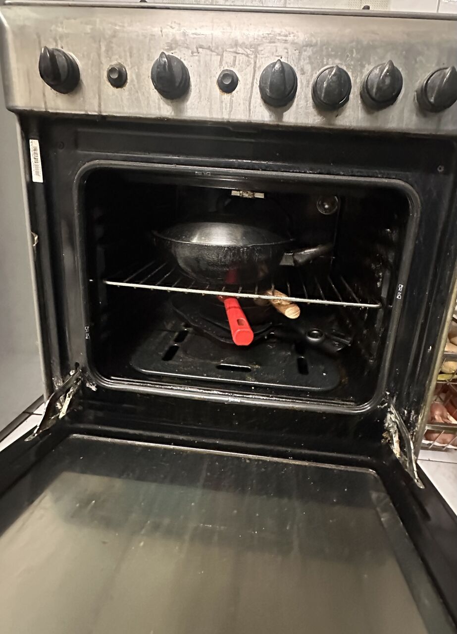 Riyadh, Household Items, SAR 300,  Cooking Range 4 Burners