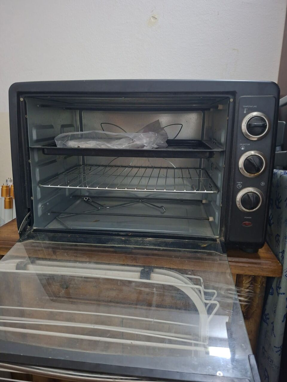 Hara, Household Items, SAR 1,  Cooking Range, Refrigerator, Geysers, Ceiling Fan For Sale
