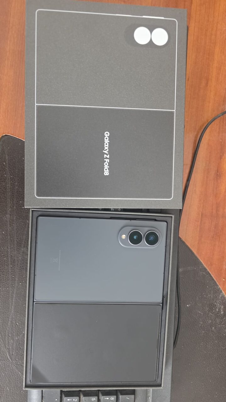 Riyadh, Mobile Phones, SAR 5200,  Samsung Fold 8 Brand New Only Open Box Black 12gb 256gb