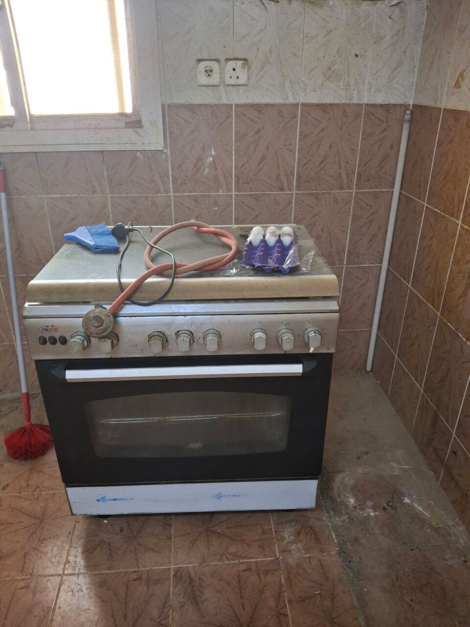 Yanbu, Appliances, SAR 750,  Gas Table Oven Griller,Dining Table4 Chairs, TV Stand, Central Table, Carpets 2