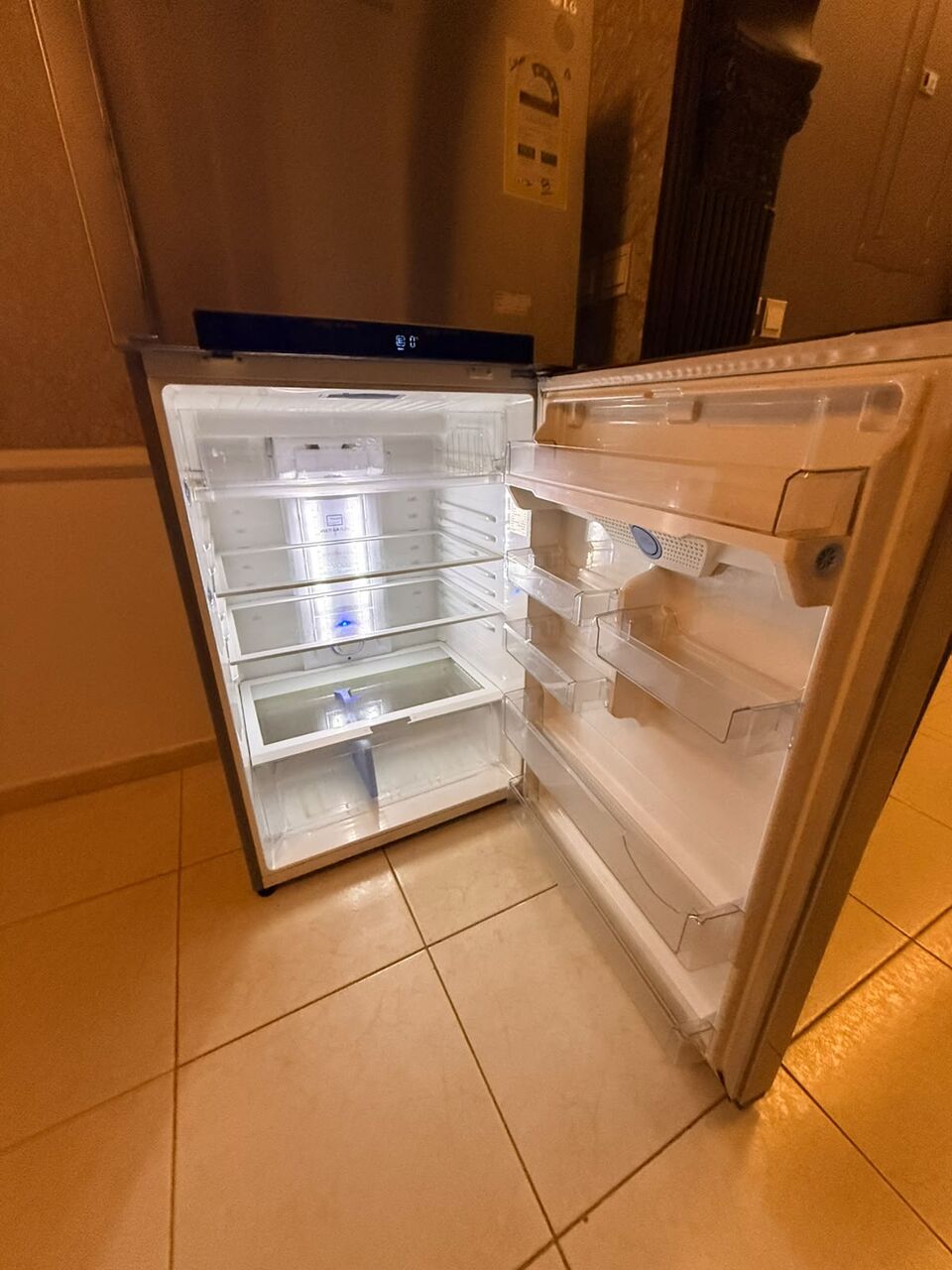 Al Faisaliyah, Appliances, SAR 350,  For Sale: LG Refrigerator