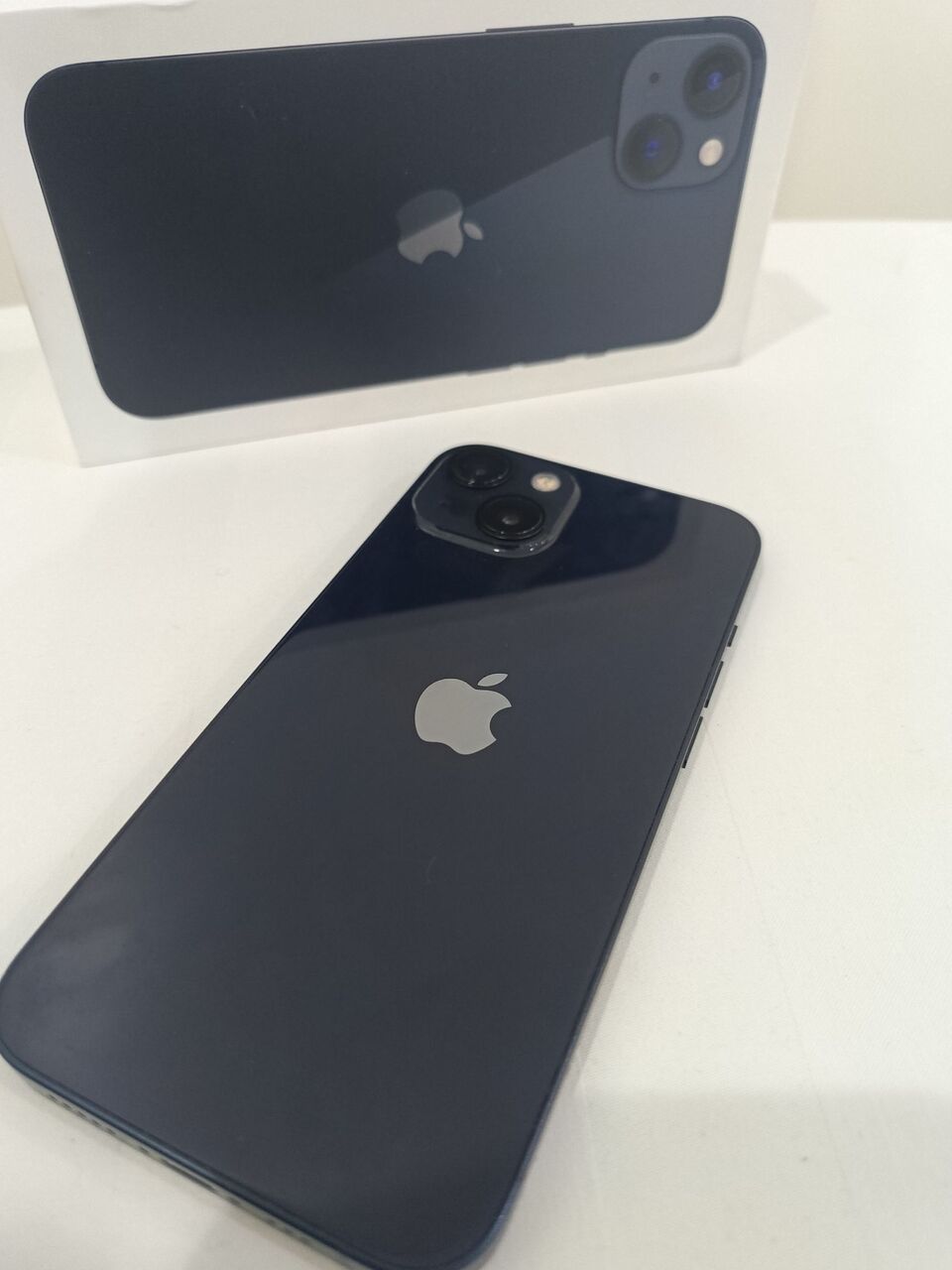 Al Malaz, Electronics, SAR 1349,  IPhone 13 128GB | 90% BH (Original Battery) | All Original | Box & Cable