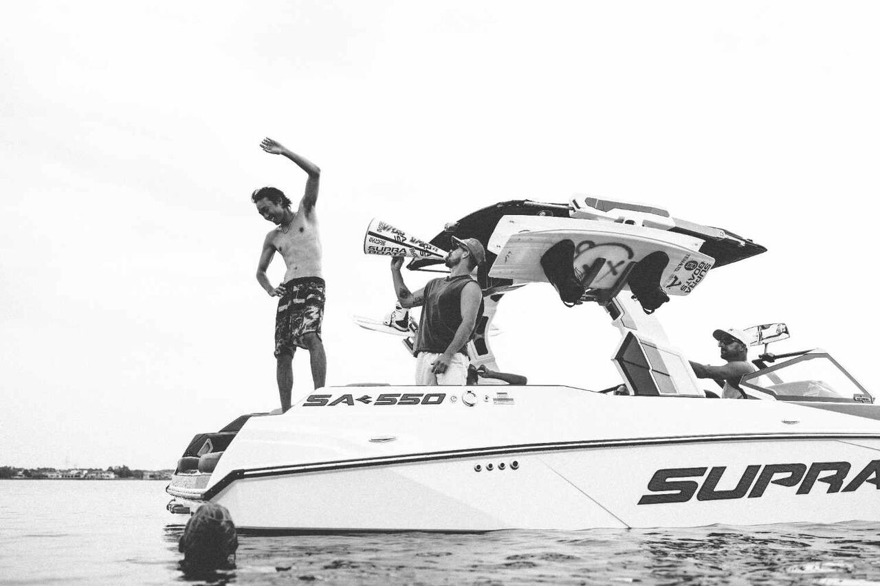 New York, Business, Inboard Boats For Sale In Florida For Watersports Adventures