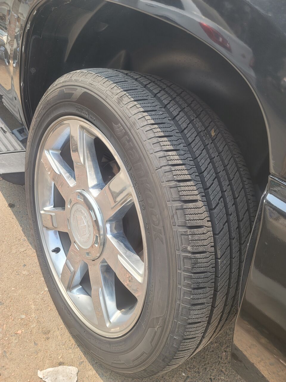 Jeddah, Vehicles, Cars & Trucks , SAR 27000,  Cadillac Escalade,  2009,  Automatic,  301621 KM,