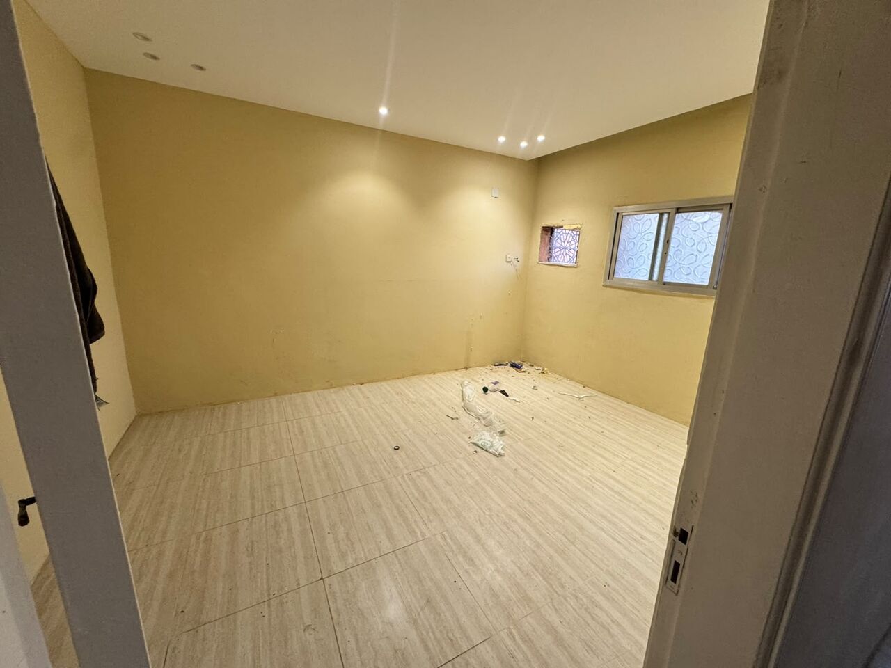 Riyadh, Apartments, Flats, Houses & Villas, SAR 18000/year,  2 BR,  SAR 18000/year, 2 BR, Family Flat For Rent (Suwaidi) Ijari Transfer