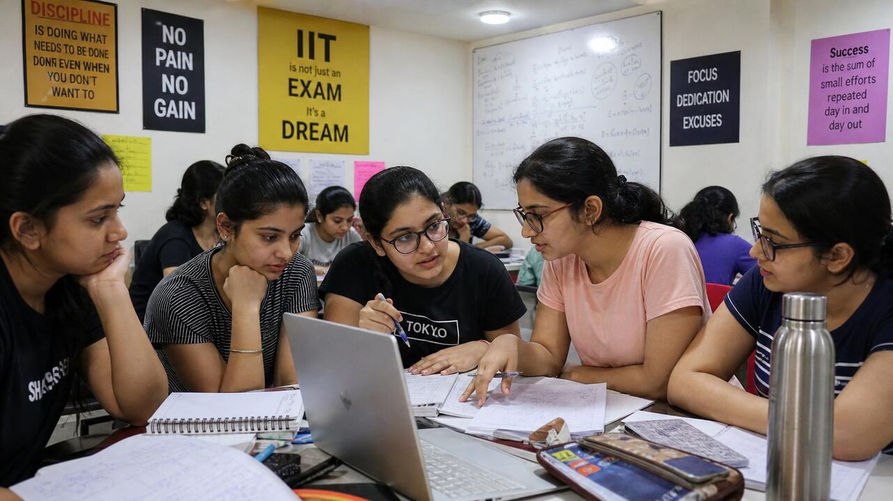 Noida, Education, IIT Entrance Exam Study Materials And Preparation Support | GravEiens Edu Services