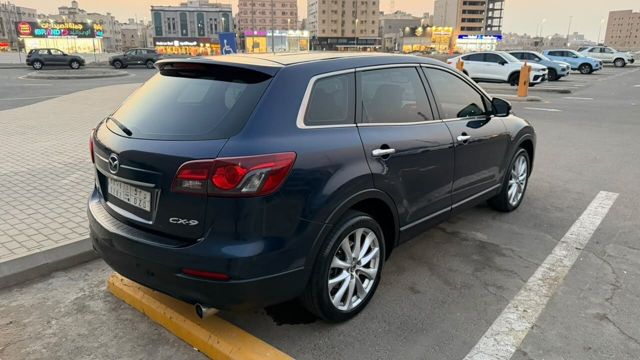 Jeddah, Vehicles, Cars & Trucks , SAR 37,  Mazda CX-9,  2015,  Automatic,  239000 KM,  Mazda CX9  Full Option