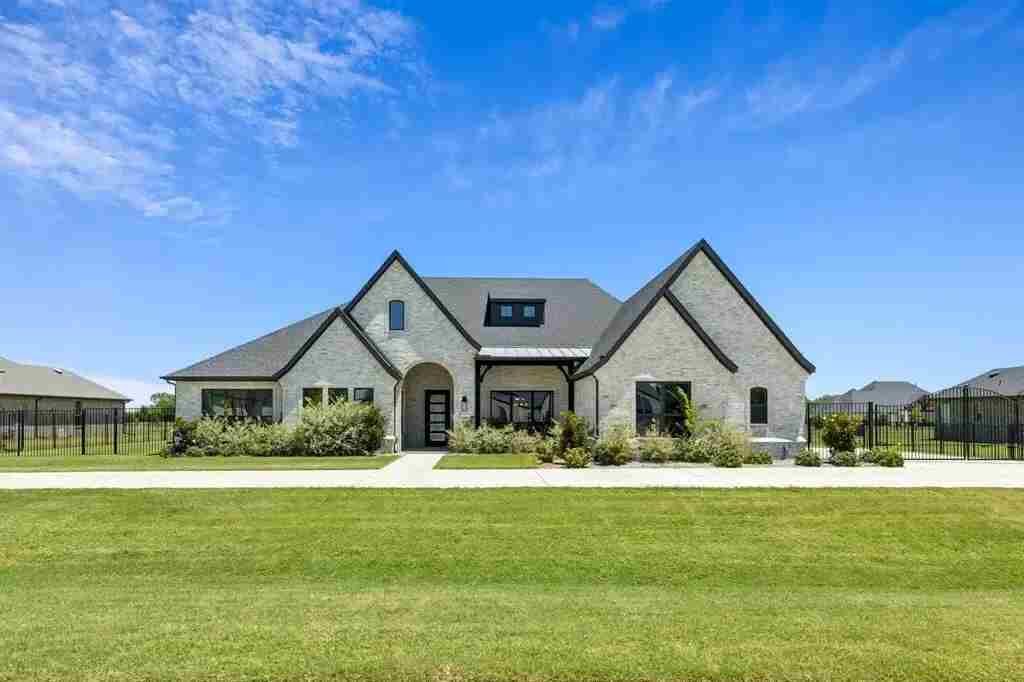 New York, Real Estate For Sale, Find Fresh Housing Opportunities In Allen, TX Today