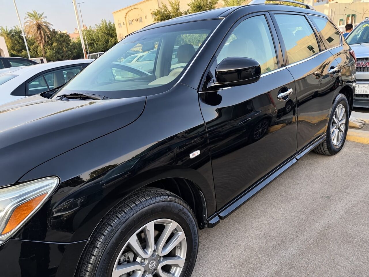 Riyadh, Vehicles, Cars & Trucks , SAR 24000,  Nissan Pathfinder,  2013,  Automatic,  270173 KM,