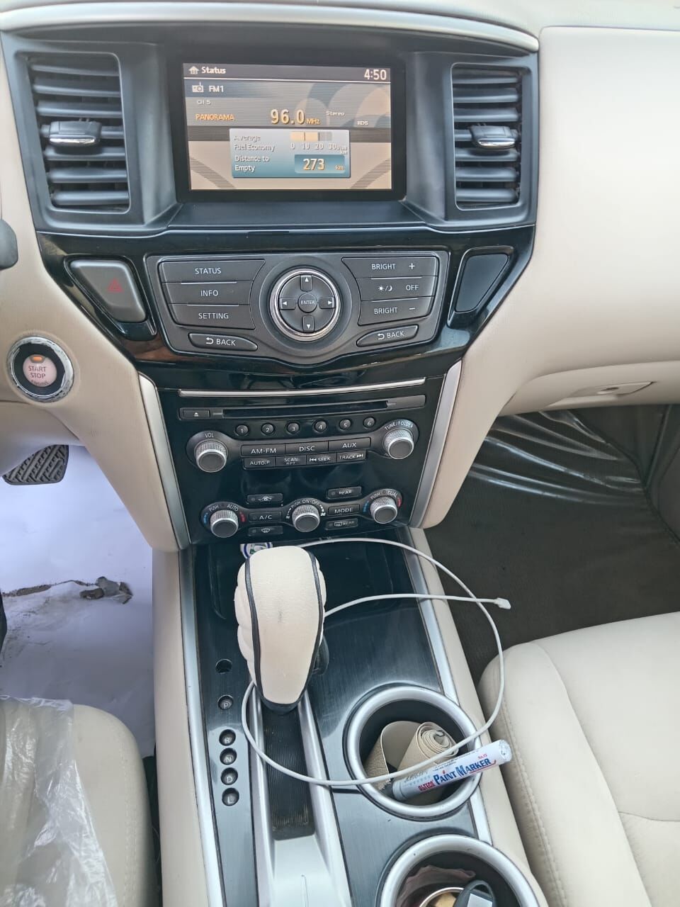 Riyadh, Vehicles, Cars & Trucks , SAR 24000,  Nissan Pathfinder,  2013,  Automatic,  270173 KM,