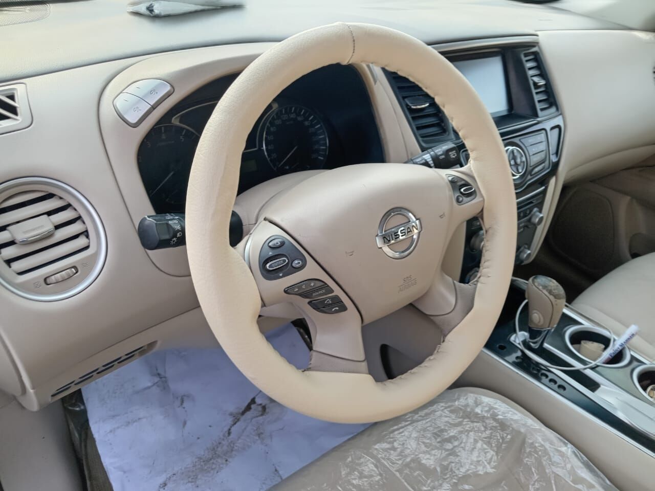 Riyadh, Vehicles, Cars & Trucks , SAR 24000,  Nissan Pathfinder,  2013,  Automatic,  270173 KM,