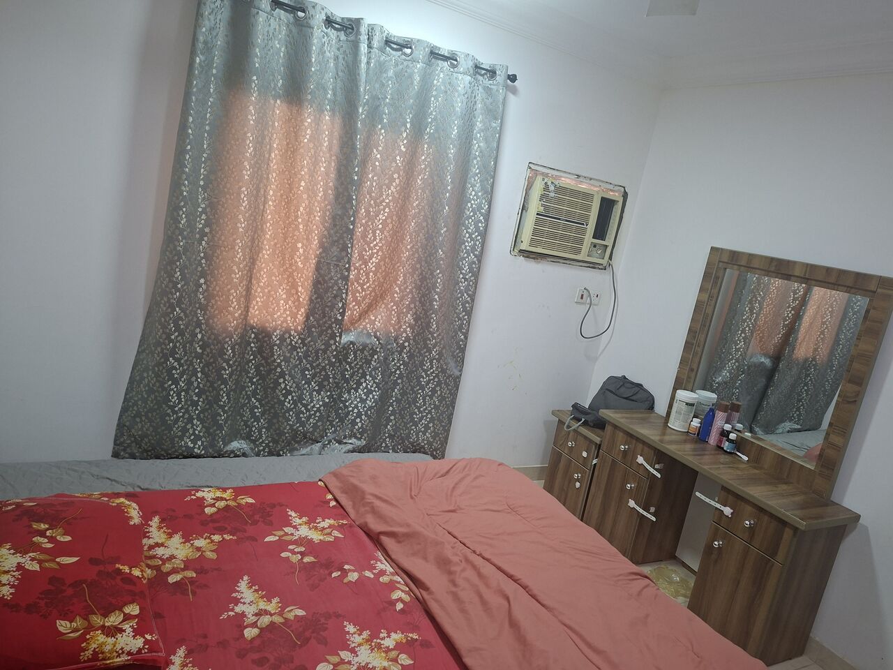 Khobar, Sublets, SAR 16000/year,  1 BR,  SAR 16000 Per Year, Fully Furnished ,1 BHK Flat With Items.