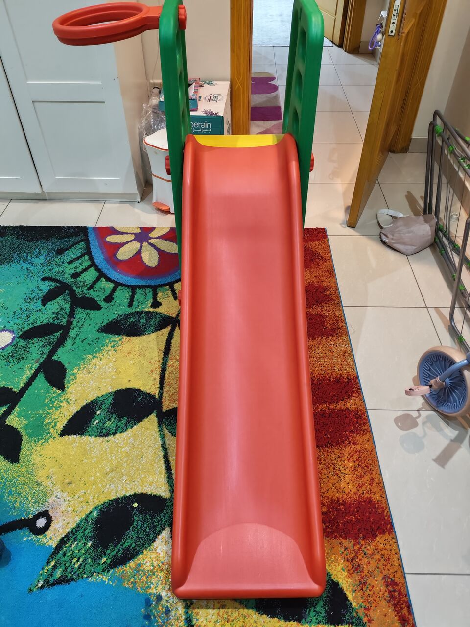 Al Sulaymaniyyah, Baby & Kid Stuff, SAR 160,  Children Slide In Excellent Condition