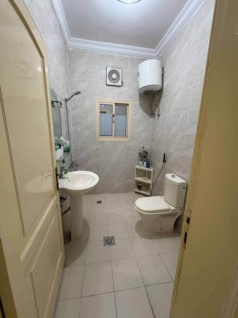 Mushrefah, Rooms for Rent, SAR 1200/month,  Furnished,  SAR 1200/month, Furnished, Furnished Room With All Facilities - Single Occupancy