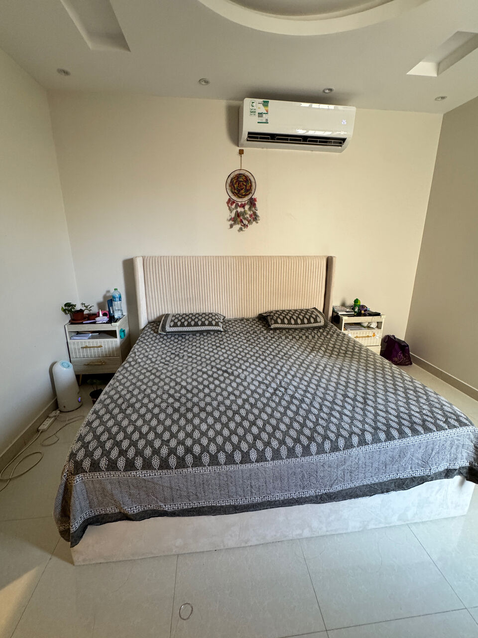 Al Yasmin, Furniture, SAR 1500,  King Size Bed With Side Tables And Homebox Matress With Cover