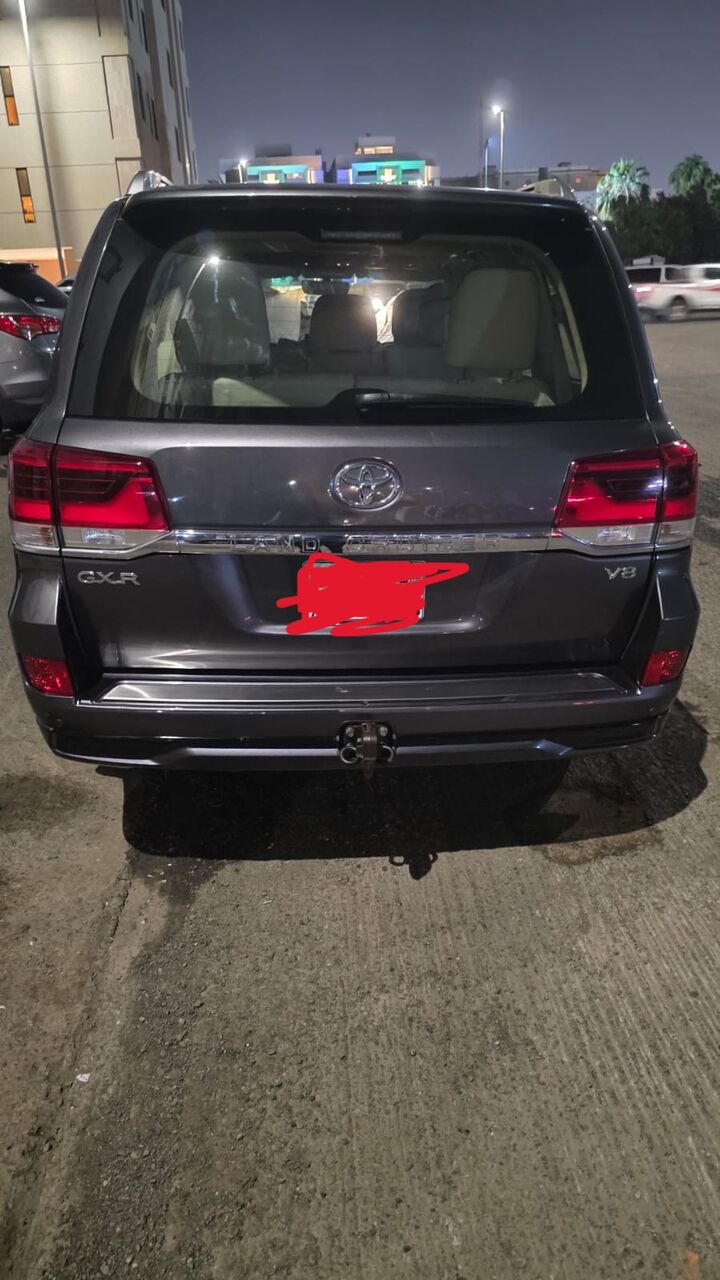 Jeddah, Vehicles, Cars & Trucks , SAR 190000,  Toyota Land Cruiser LC200 V8,  2018,  Automatic,  142700 KM,  Original Color, Through Out Toyota Maintained