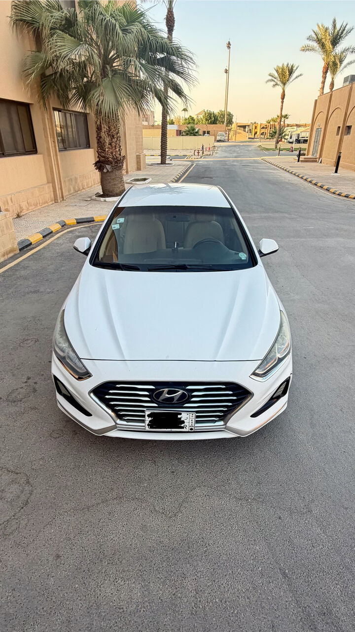 Riyadh, Vehicles, Cars & Trucks , SAR 37,  Hyundai Sonata,  2019,  Automatic,  207000 KM,    For Sale