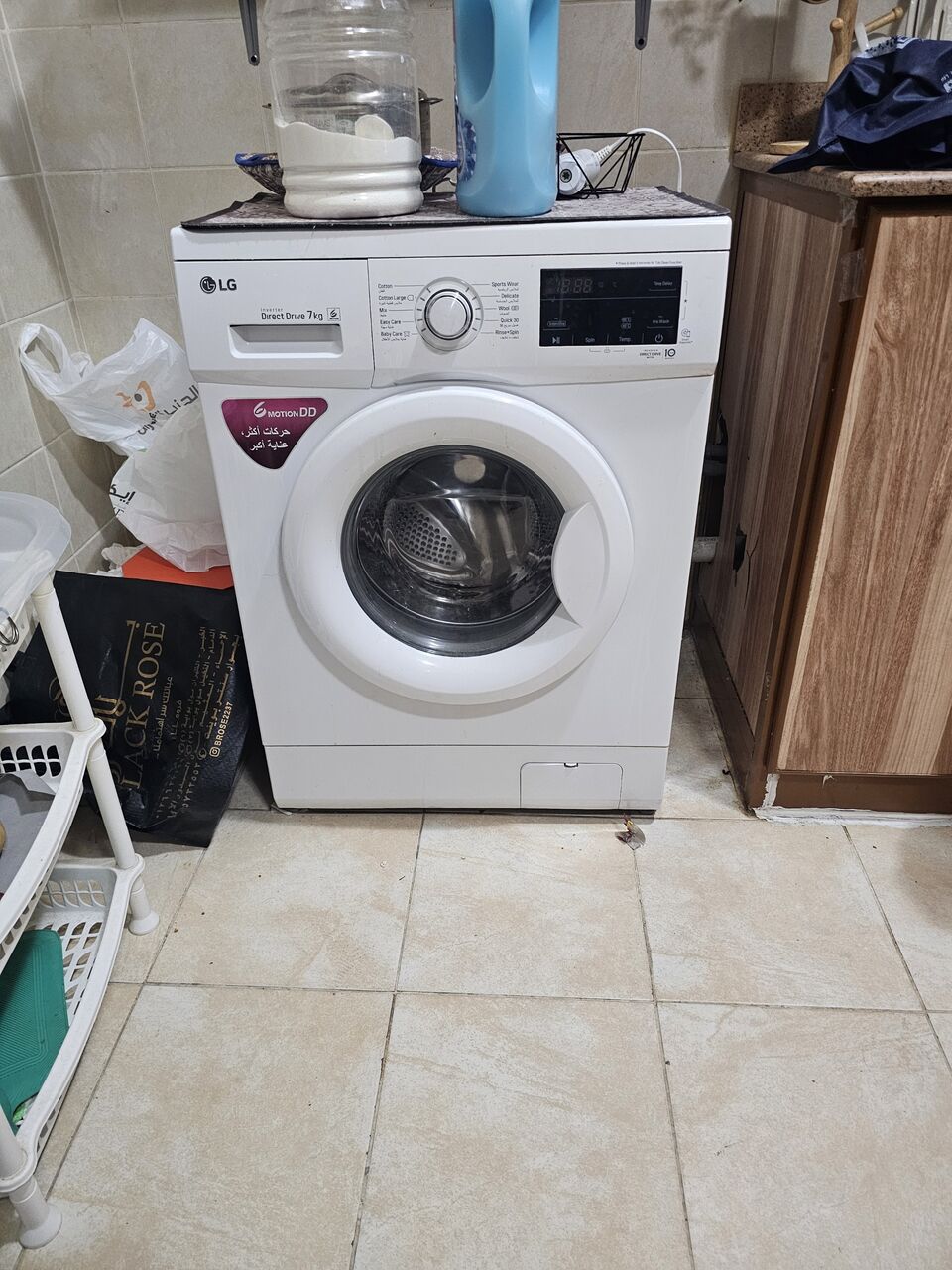 Riyadh, Appliances, SAR 1200,  LG 7 Kg Front Load Washing Machine
