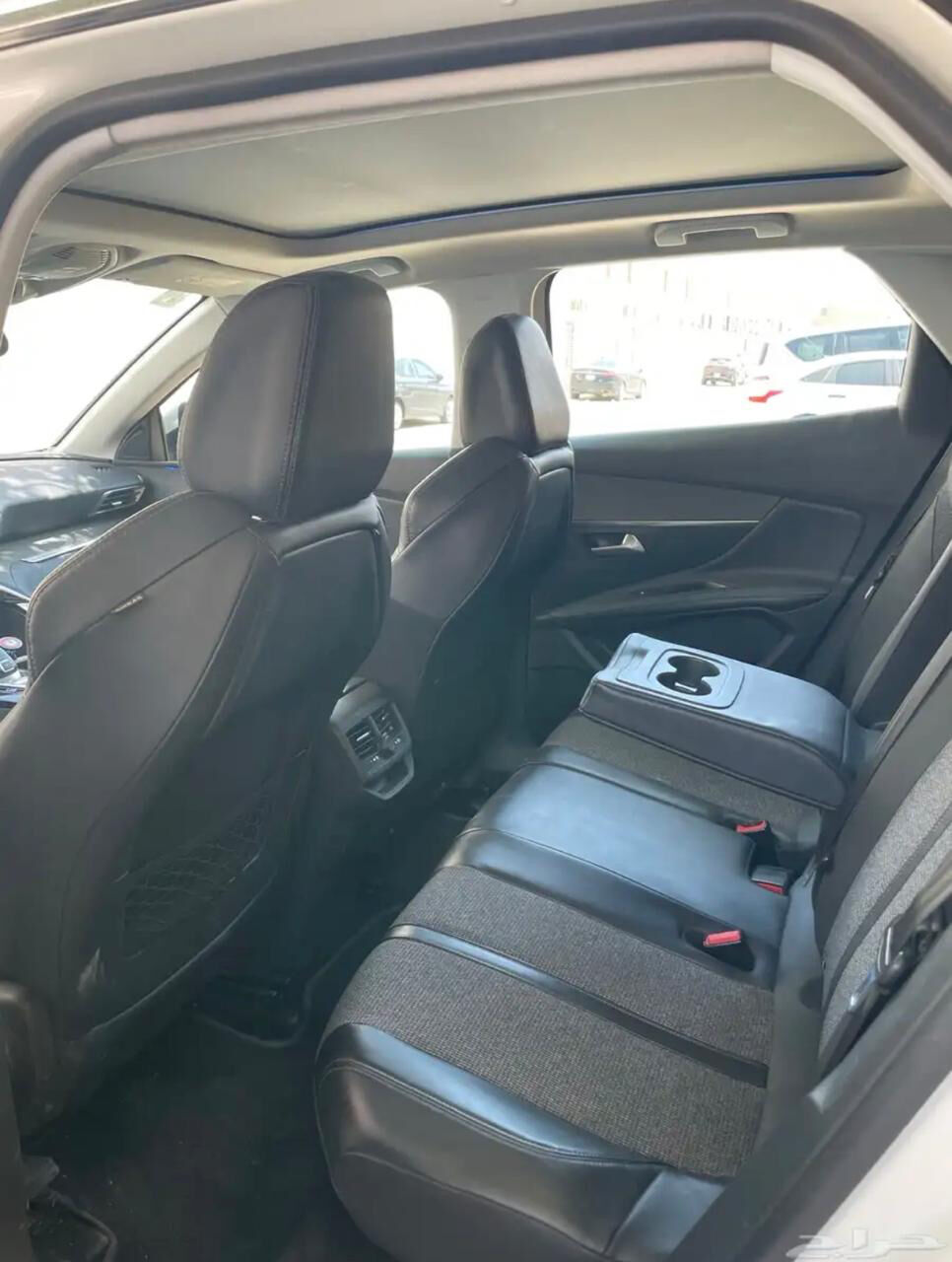 Riyadh, Vehicles, Cars & Trucks , SAR 39000,  Peugeot 3008,  2018,  Automatic,  167 KM,   Model 2019