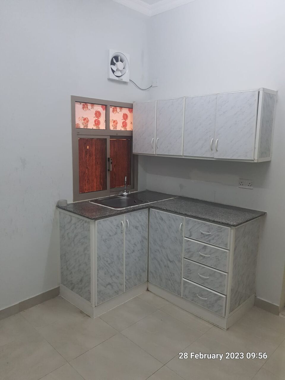 Gudaibiya, Apartments, Flats, Houses & Villas, BHD 140/month,  1 BR,  70 Sq. Meter,  Unlimited EWA & Wi-Fi - 1 BR Flat In Qudaybiya (Ground Floor)