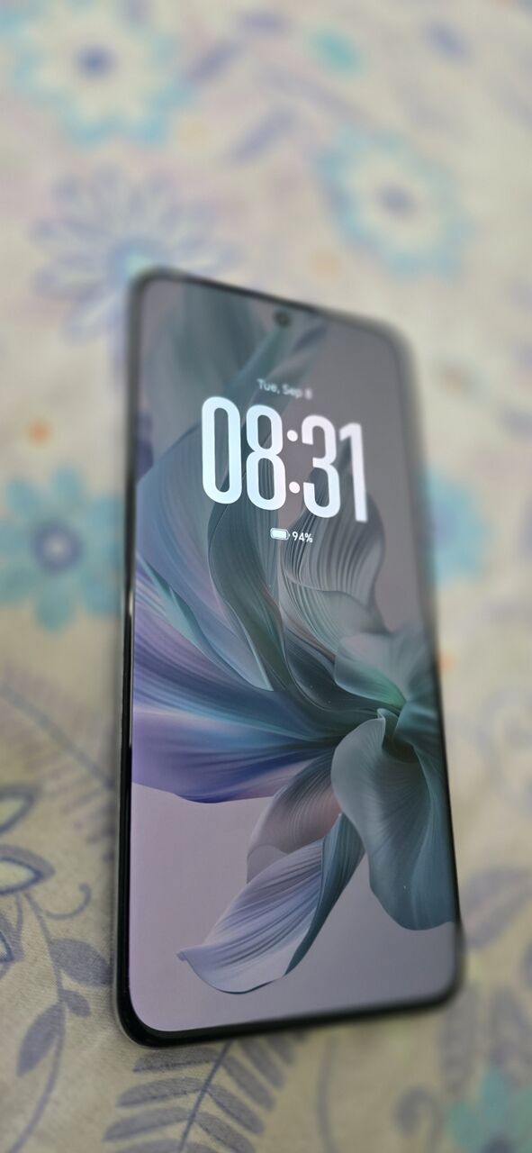 Hara, Mobile Phones, SAR 950,  Honor200 Moonlight White 12GB Ram 256GB Perfect Conditiin 10/10