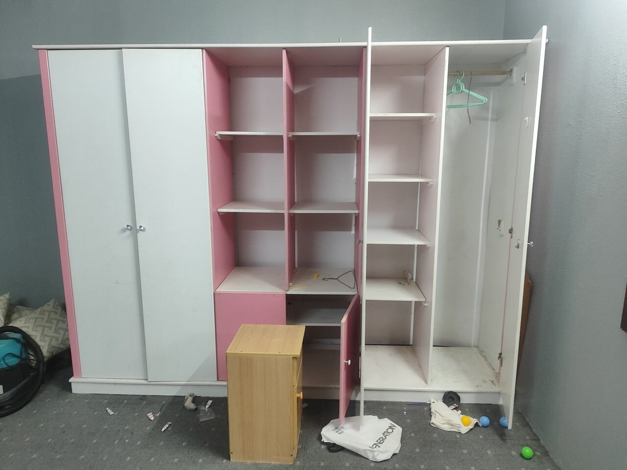 Hara, Furniture, SAR 2000,  Final Exit Sale.