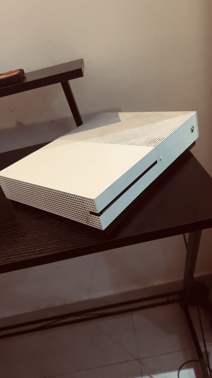 Jeddah, Electronics, SAR 450,  Xbox 1S Good Condition