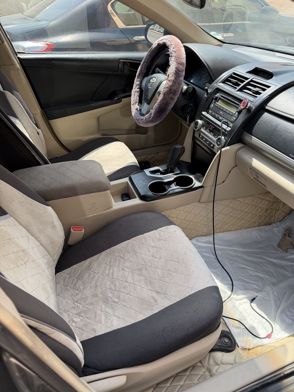 Al Mounsiyah, Vehicles, Cars & Trucks , SAR 30,  2012,  2012,  Automatic,  308000 KM,  Camry  SAR 30,000/- (Negotiable)