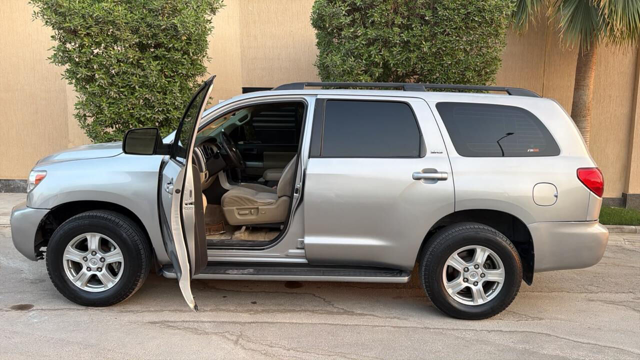 Olaya, Vehicles, Cars & Trucks , SAR 60000,  Toyota Sequoia,  2009,  Automatic,  270000 KM,