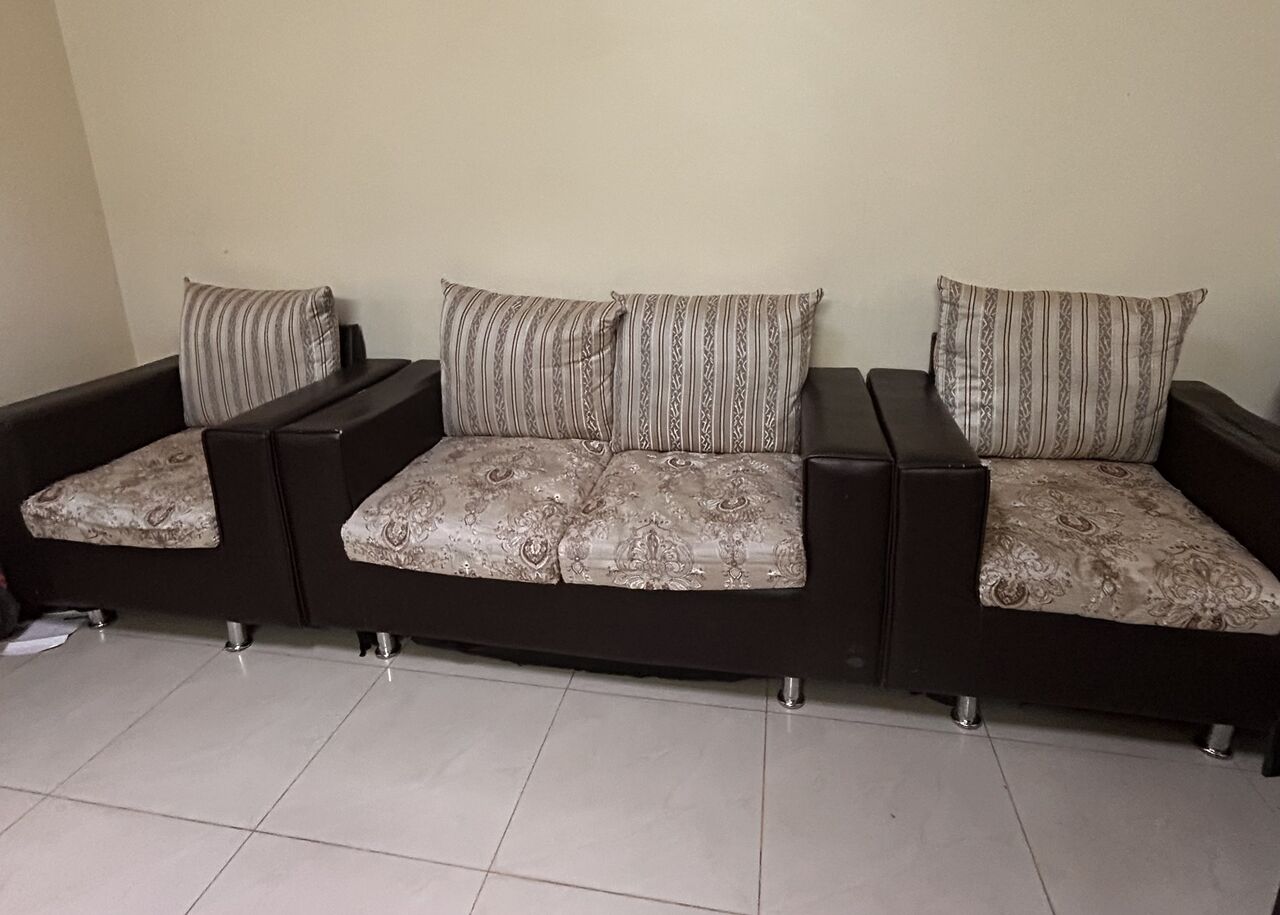 Riyadh, Furniture, SAR 80,  SOFA FOR SALE