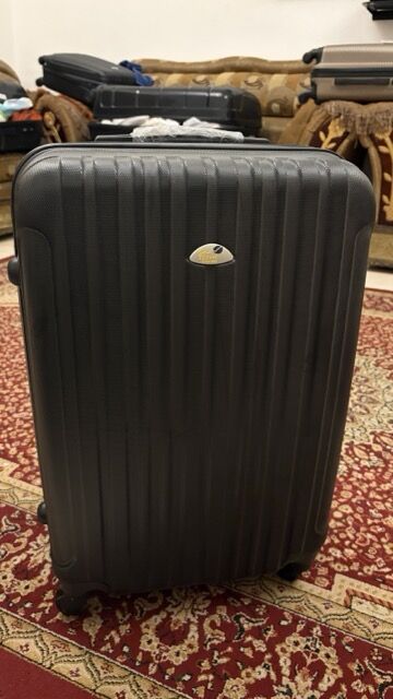 Jeddah, Clothing & Accessories, SAR 50,  Luggage Bags Medium Size