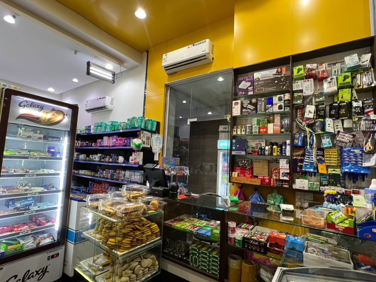 Jeddah, Businesses For Sale, 🏪 BAQALA FOR SALE – PRIME LOCATION 🚨