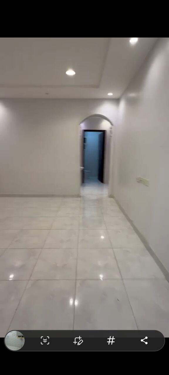 Al Saadah, Apartments, Flats, Houses & Villas, SAR 34000/year,  3 BR,  Specious Family Apartment First Floor With Large 3 Beadrooms And 2 Bath Seprate Electricit