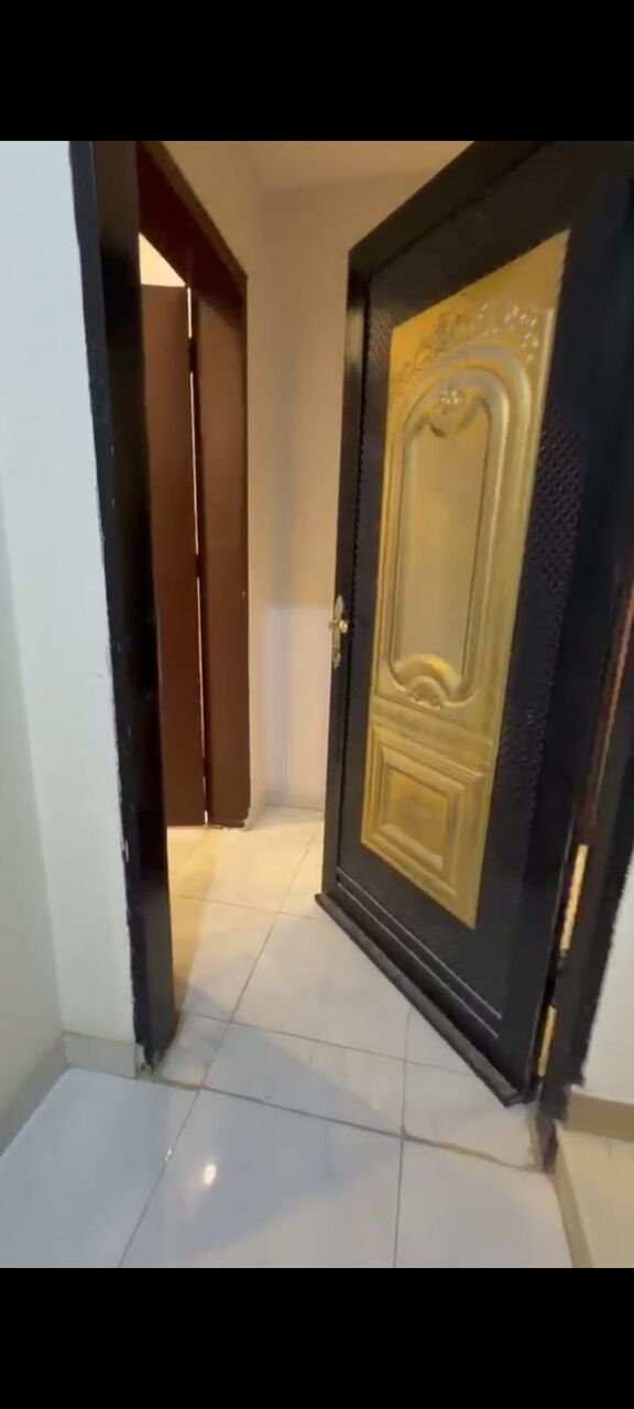 Al Saadah, Apartments, Flats, Houses & Villas, SAR 34000/year,  3 BR,  Specious Family Apartment First Floor With Large 3 Beadrooms And 2 Bath Seprate Electricit