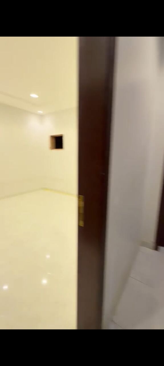Al Saadah, Apartments, Flats, Houses & Villas, SAR 34000/year,  3 BR,  Specious Family Apartment First Floor With Large 3 Beadrooms And 2 Bath Seprate Electricit