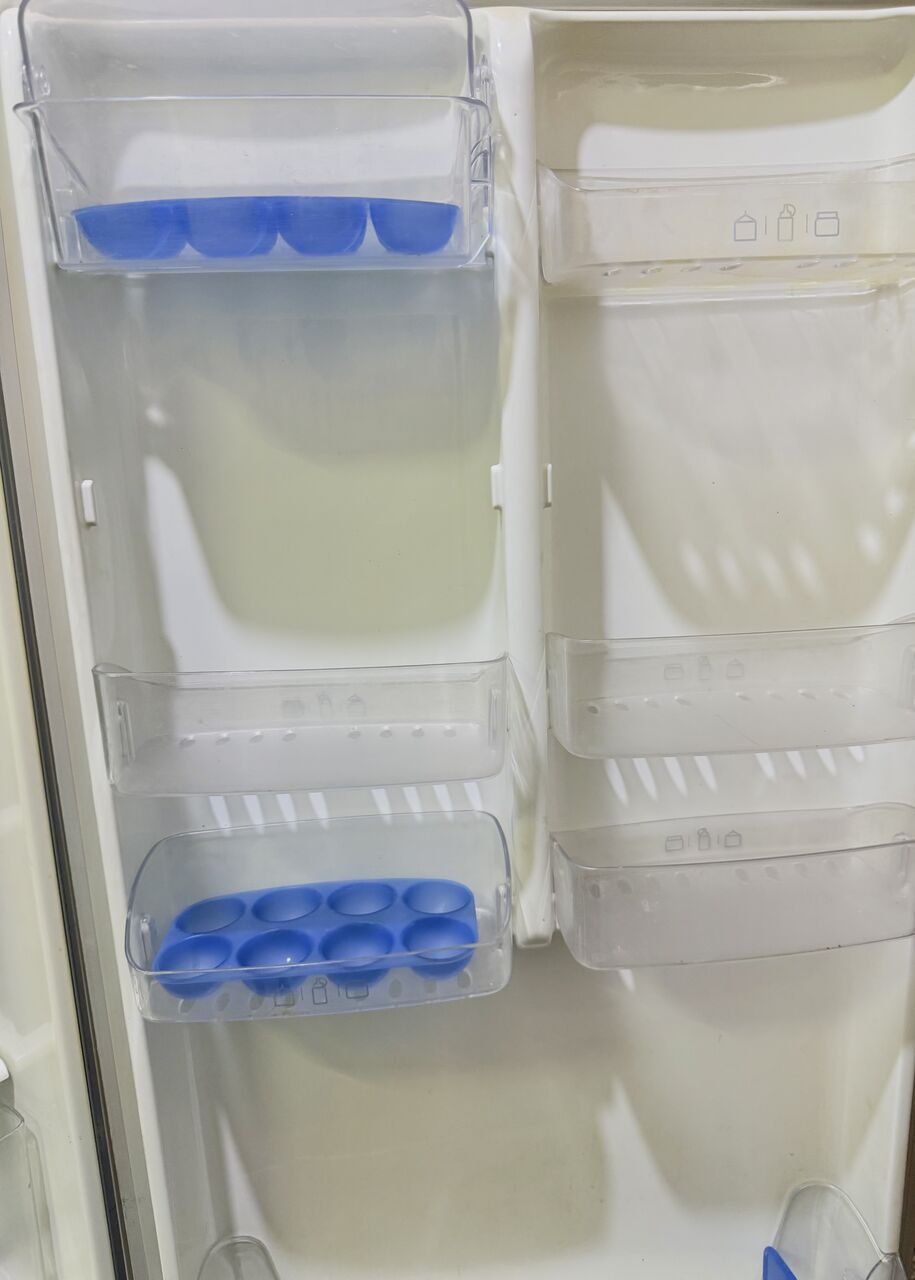 Al Malaz, Household Items, SAR 650,  LG Refrigerator- Bottom-Freezer, Fridge