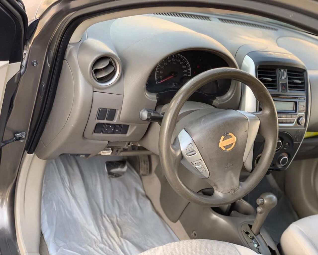 Riyadh, Vehicles, Cars & Trucks , SAR 16500,  Nissan Sunny,  2015,  Automatic,  511000 KM,