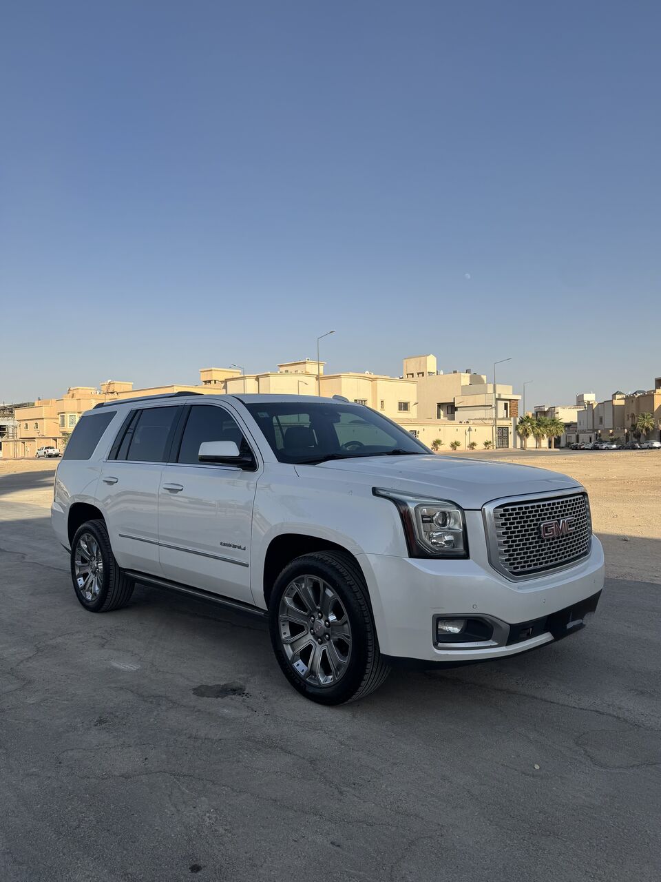 Riyadh, Vehicles, Cars & Trucks , SAR 80000,  GMC Yukon Denali,  2016,  Automatic,  450 KM,  Riyadh