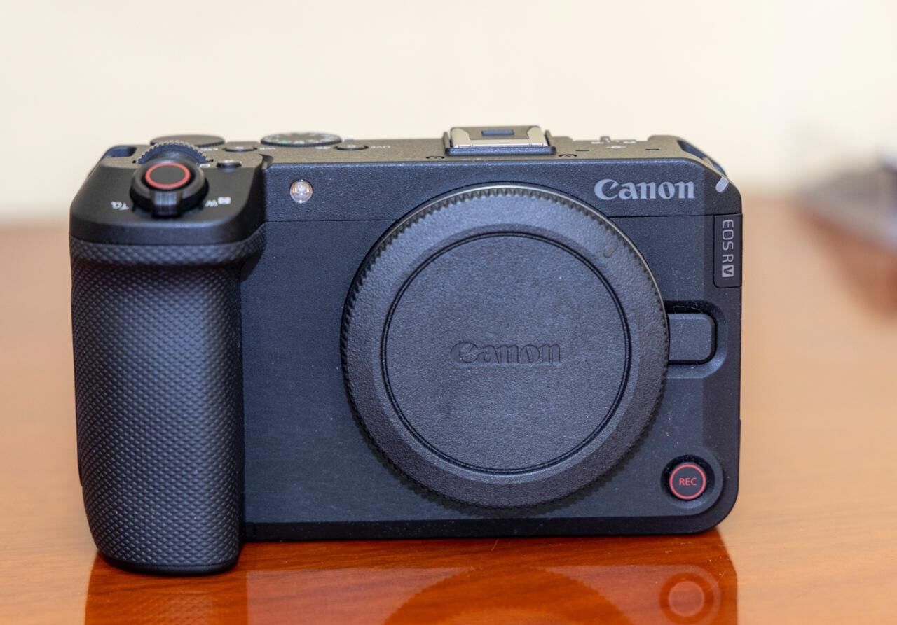 Riyadh, Photo & Video, SAR 8500,  CANON R6V