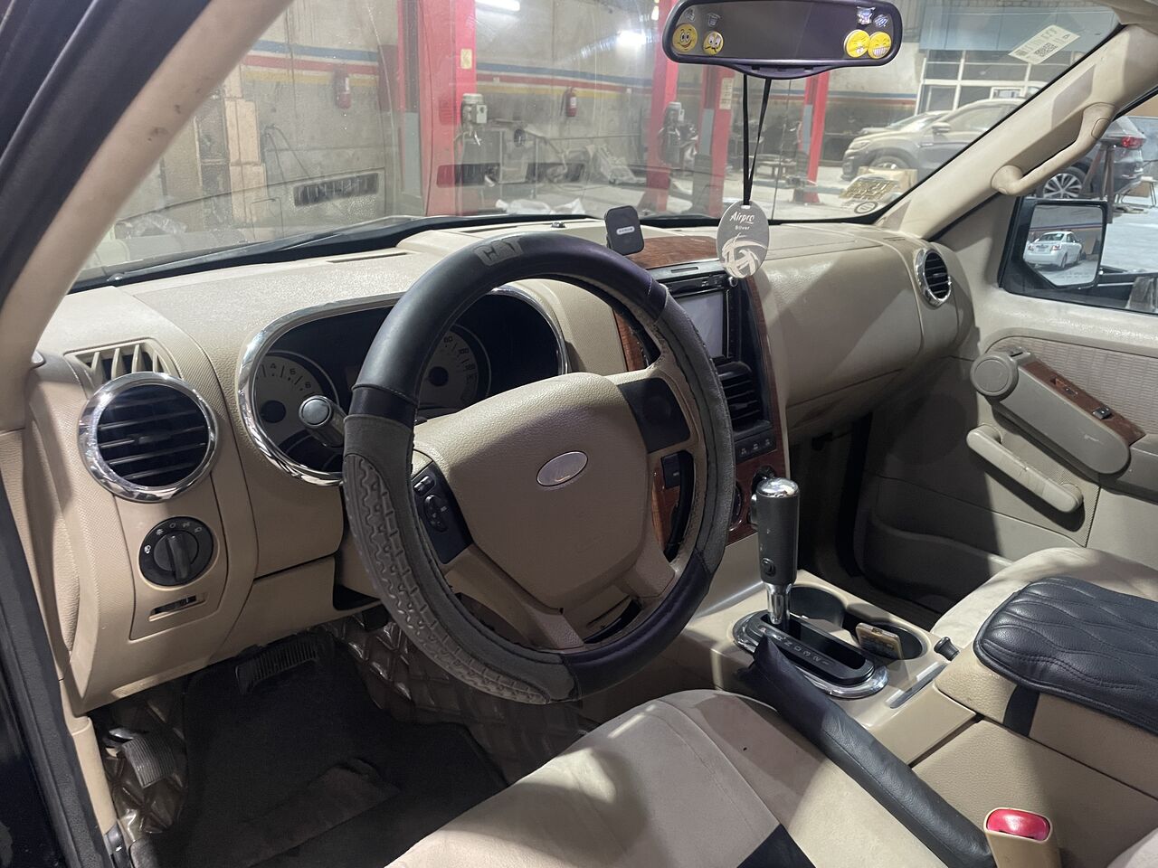 Jizan, Vehicles, Cars & Trucks , SAR 11000,  Ford Explorer Sport Trac,  2007,  Automatic,  329000 KM,  Family Used Ford Explorer For Sale | Well Maintained | Zero Accidents