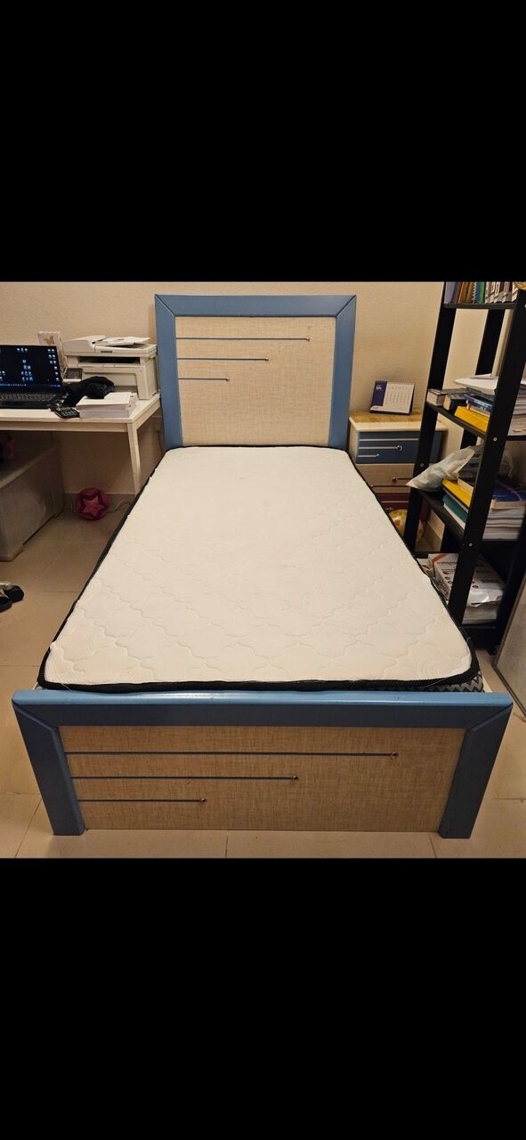 Riyadh, Furniture, SAR 150,  Single Beds / Night Stand / Shelf / Rack / BBQ Grill