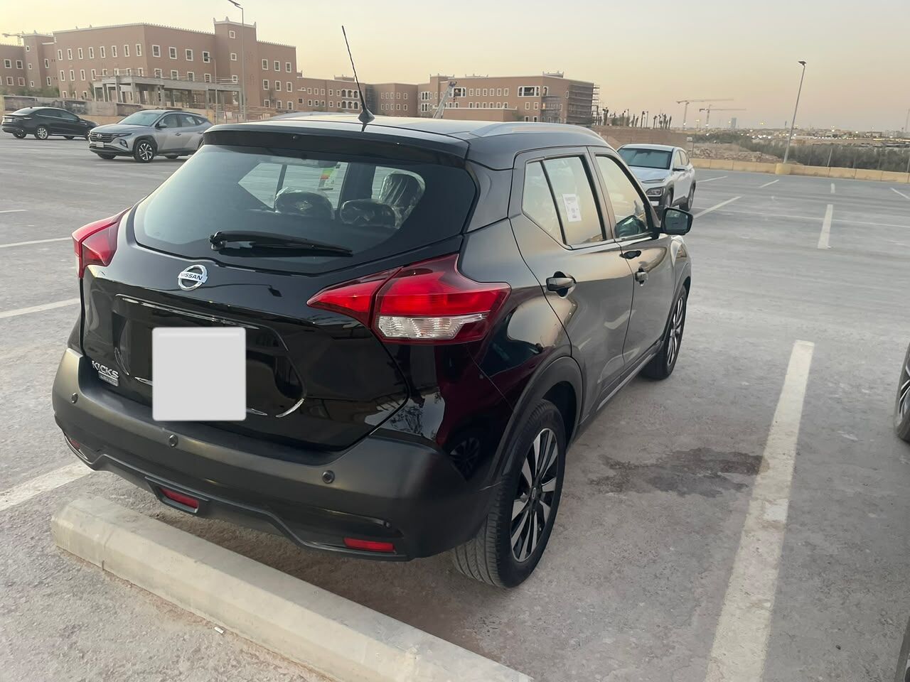 Al Wizarat, Vehicles, Cars & Trucks , SAR 32000,  Nissan Kicks,  2019,  Automatic,  99600 KM,   For Sell