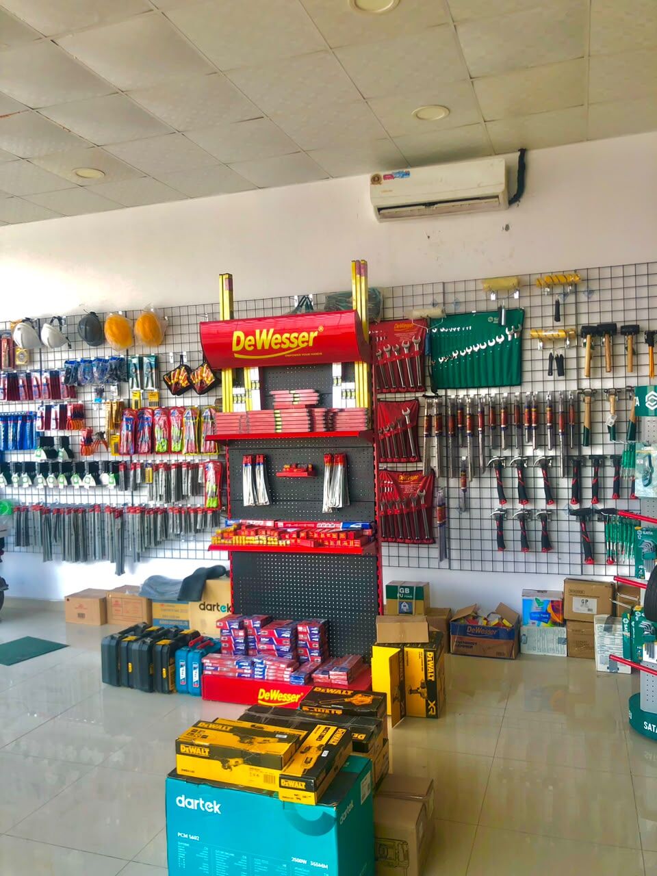 Riyadh, Shops, SAR 2,  TOOLS AND INDUSTRIAL SUPPLIES SHOP