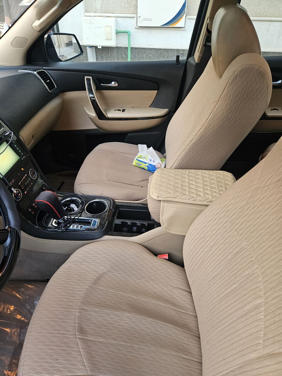 Riyadh, Vehicles, Cars & Trucks , SAR 23000,  Gmc Acadia Denali,  2011,  Automatic,  364000 KM,  For Sale:   &ndash; AWD