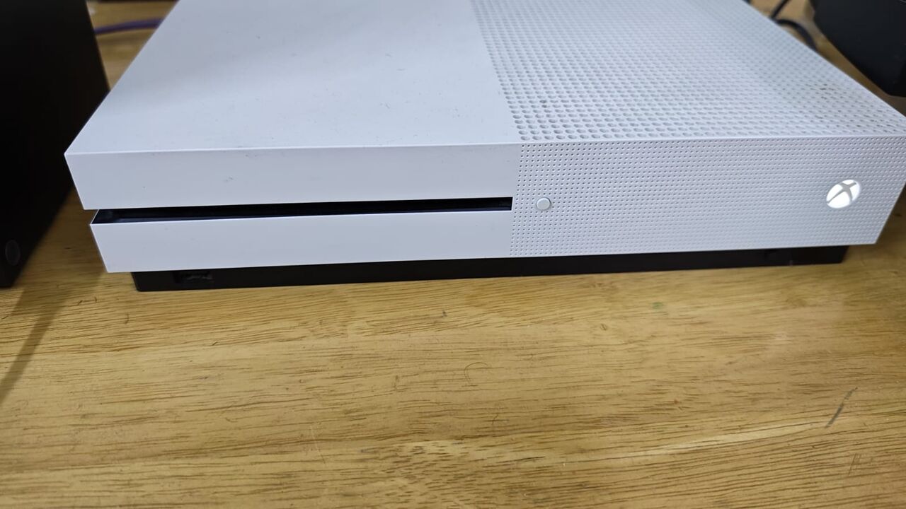 Hara, Video Games, SAR 600,  Xbox One S 1tb For Sale In Excellent Condition Condition