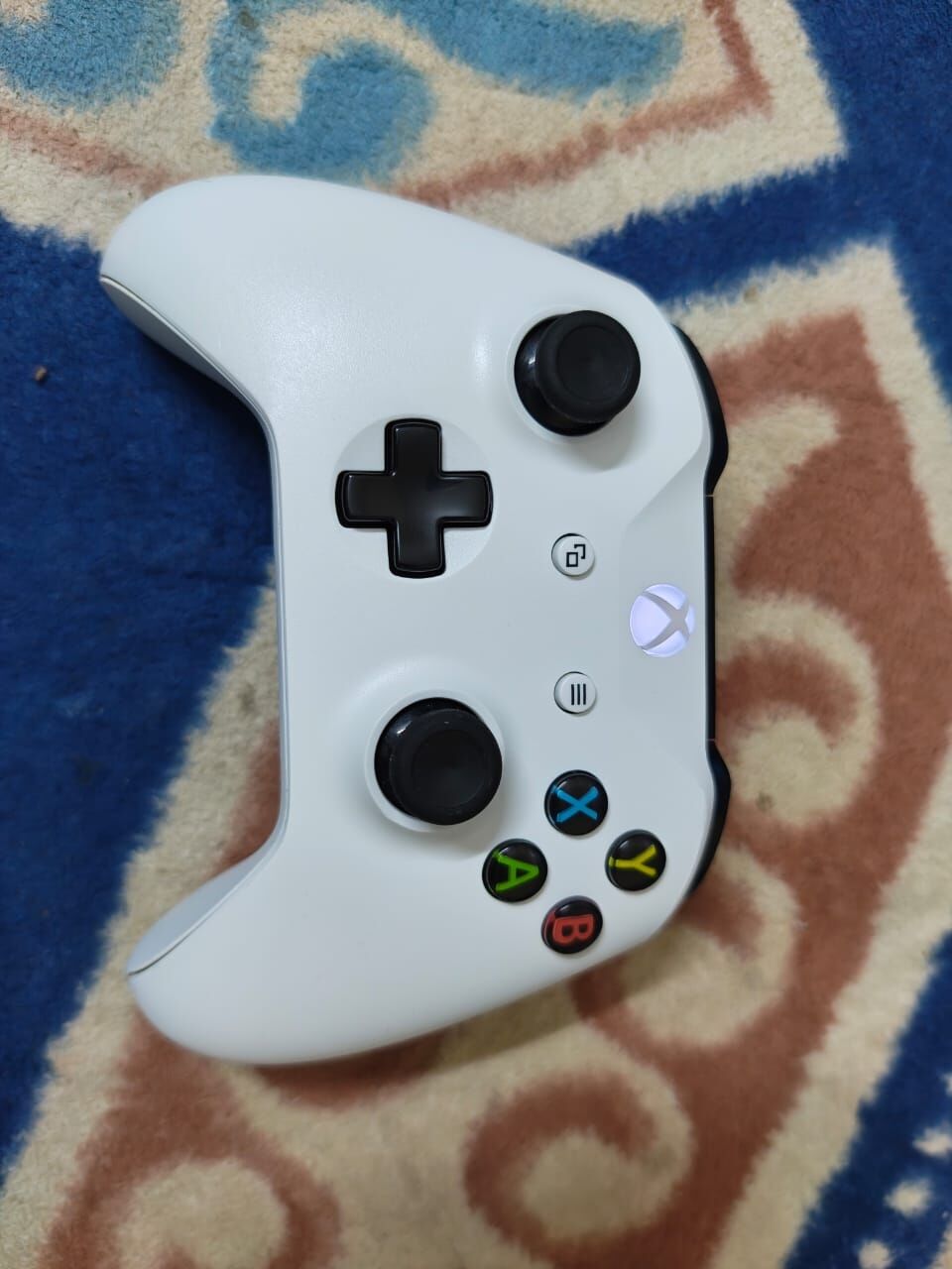 Hara, Video Games, SAR 600,  Xbox One S 1tb For Sale In Excellent Condition Condition