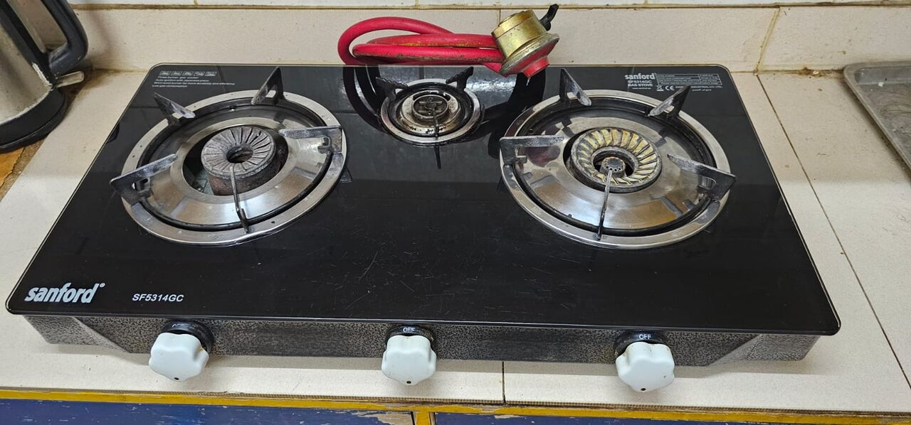 Al Malaz, Appliances, SAR 150,  Gas Stove With Auto Ignition For Sale