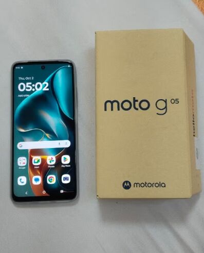 Riyadh, Mobile Phones, SAR 300,  Motorola GO5 With Box