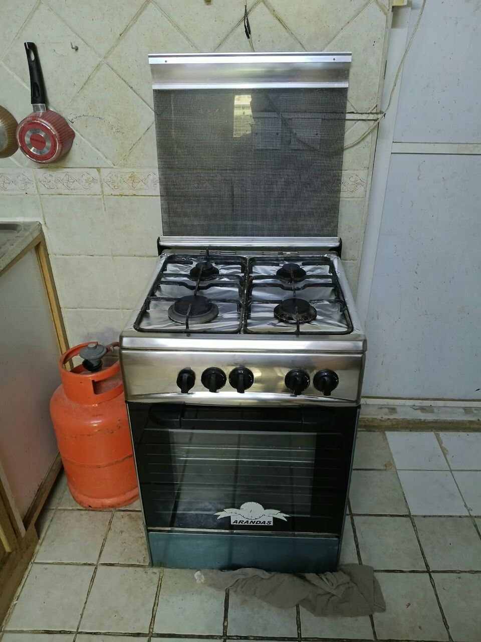 Riyadh, Appliances, SAR 12345,  Sale 4 Burner Gas And Cylinder